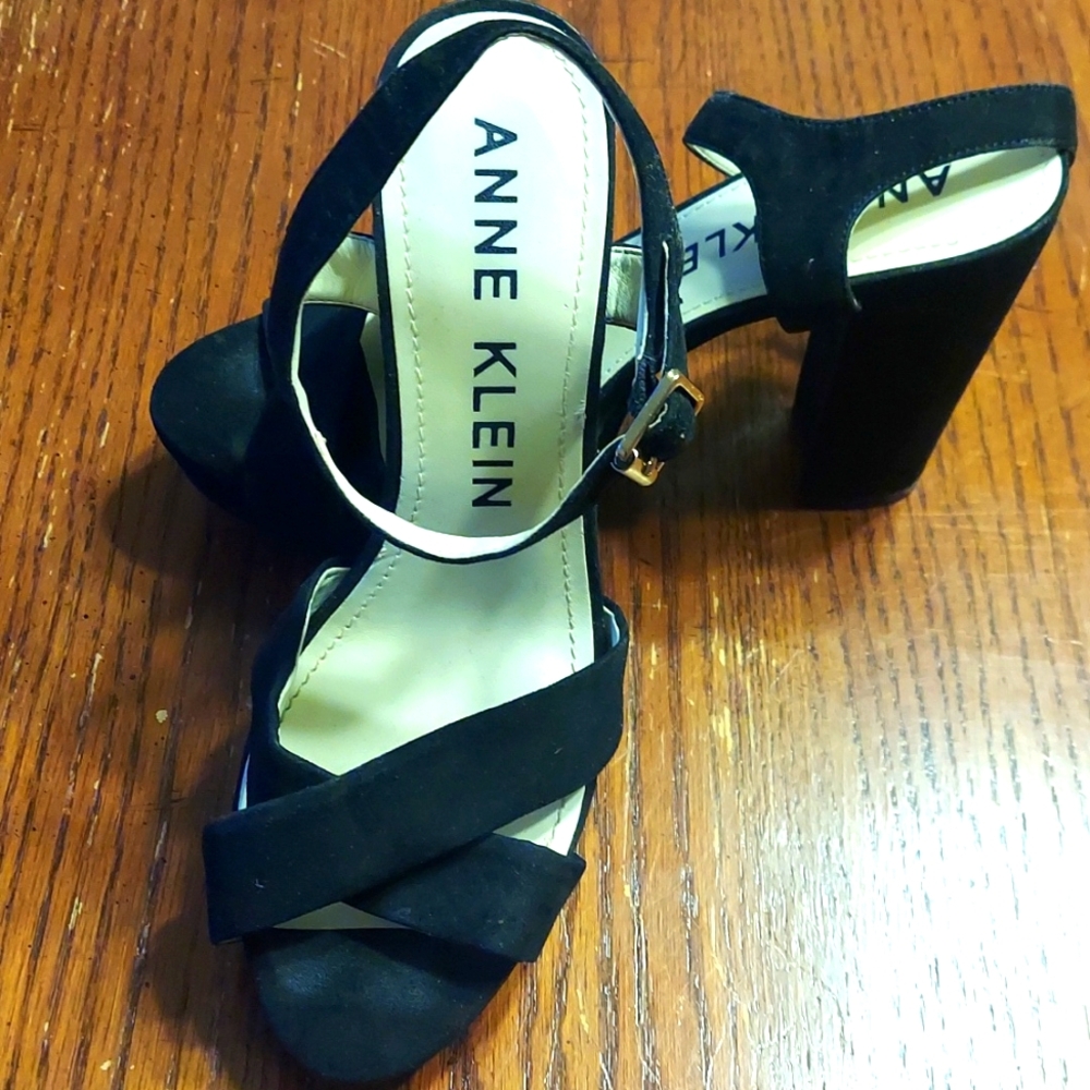 Anne Klein Black Heels